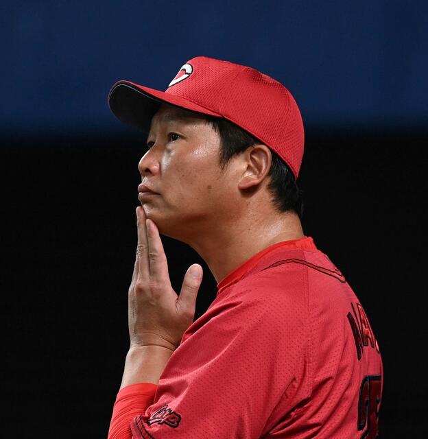 カープ新井監督、悪夢の6連敗に「全然辛くない。関係ないから。何でもどんと来いという感じ」