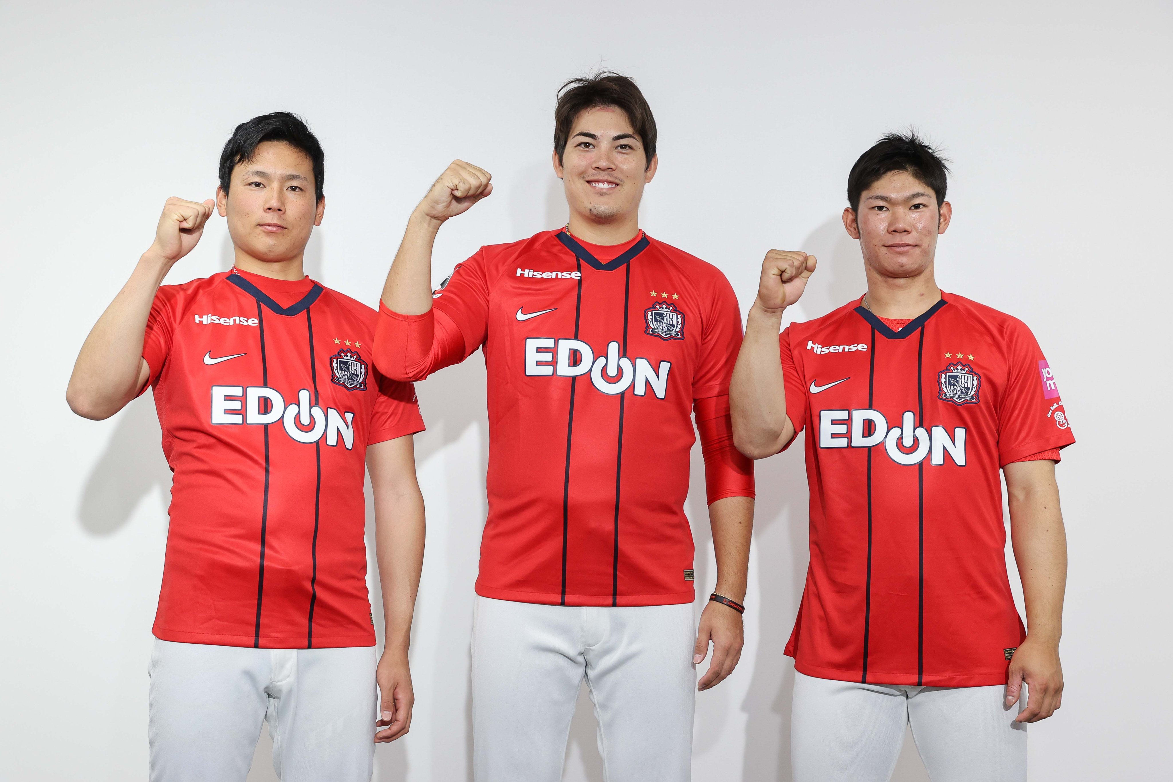 カープ×サンフレッチェ、コラボで勝利を [広島県]：朝日新聞