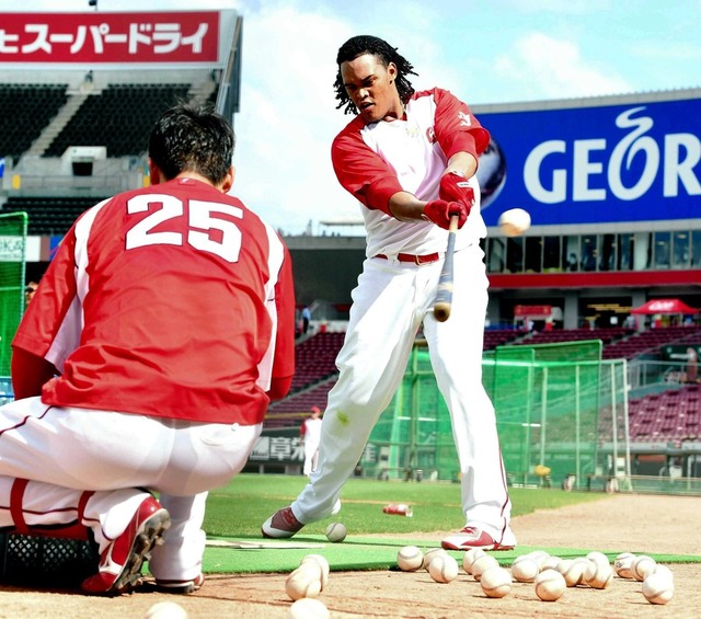 バティスタ新井貴浩背番号25番熱望_02