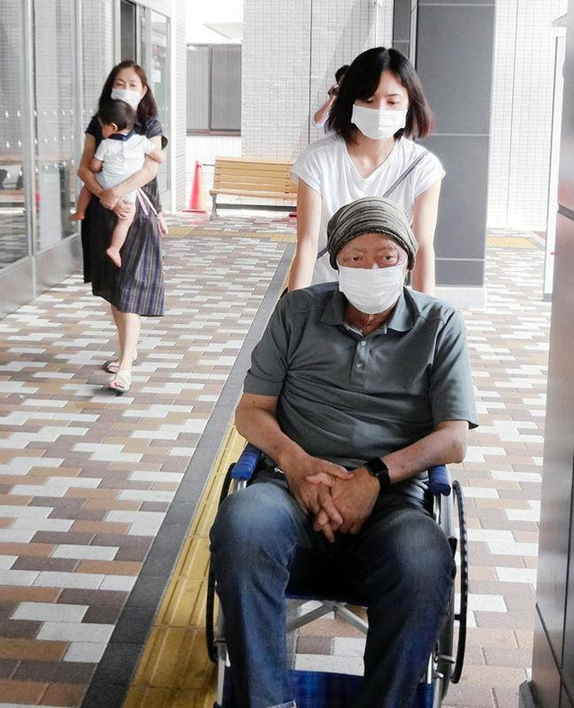 北別府学退院