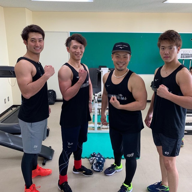 西川龍馬近藤健介鹿児島合同自主トレ