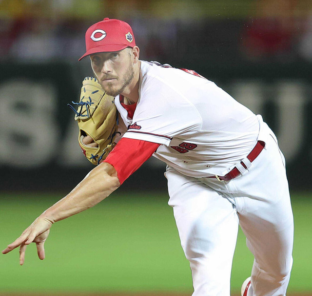 楽天ターリー年俸8000万円←カープ残留でも払えるお得な年俸