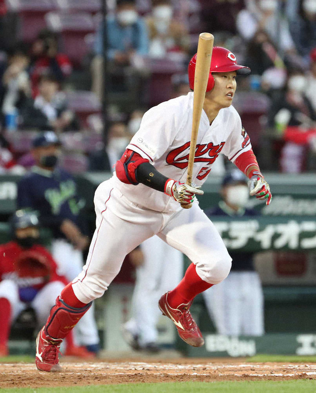 カープ小園海斗、同点タイムリー！今季初スタメンで即結果