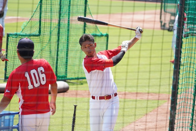 カープ公示・中村奨成、今季初1軍昇格！磯村も再昇格