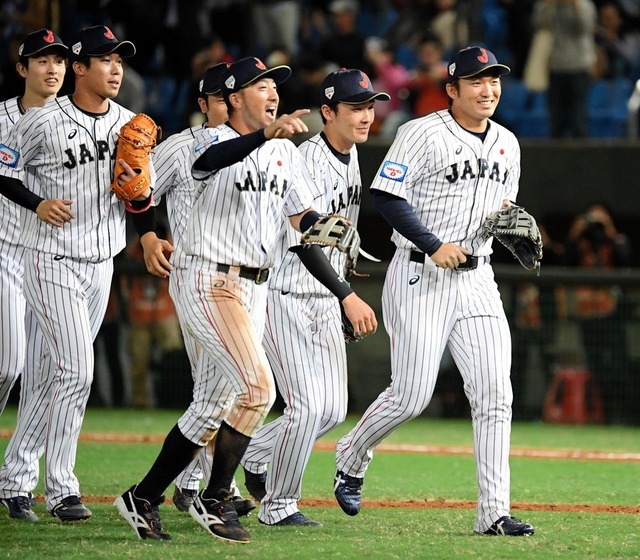 侍ジャパン菊池涼介鈴木誠也4打点