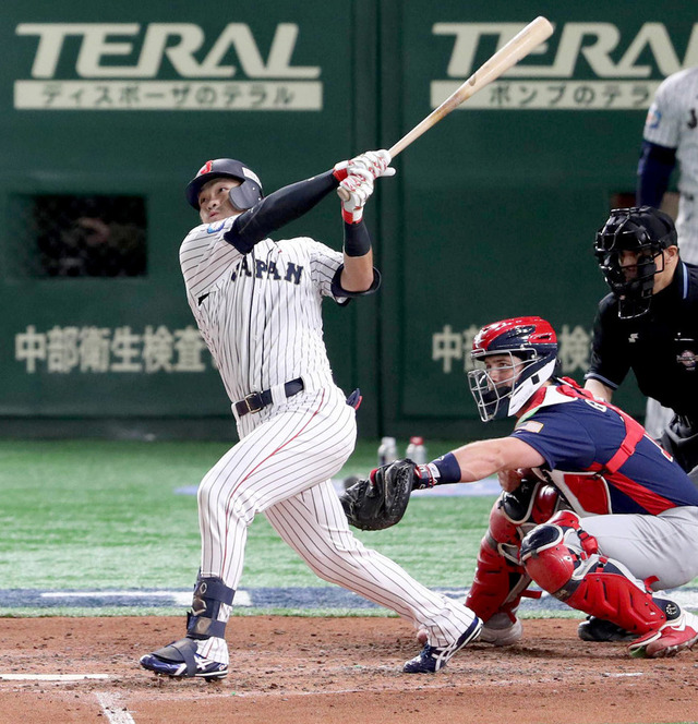 侍ジャパン_鈴木誠也3塁打_日本アメリカ戦