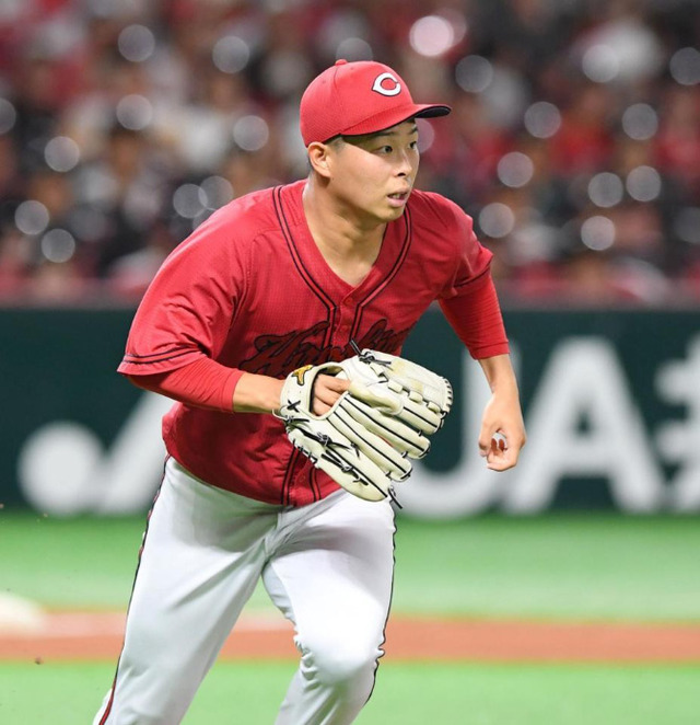 カープ玉村6回0自責点も矢野石原の悪送球から痛恨失点