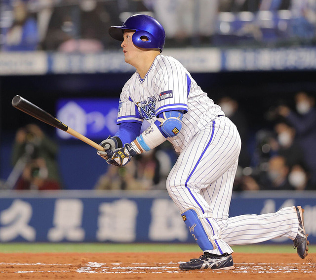 DeNA牧、5打席連続2塁打プロ野球新記録
