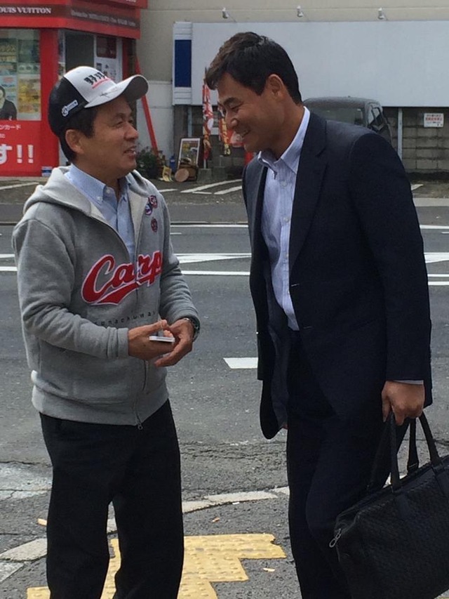 前田_新井_タクシー_03