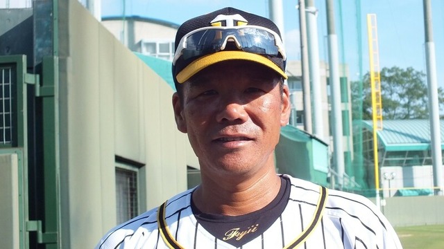 カープ新井監督、阪神藤井彰人バッテリーコーチ招聘