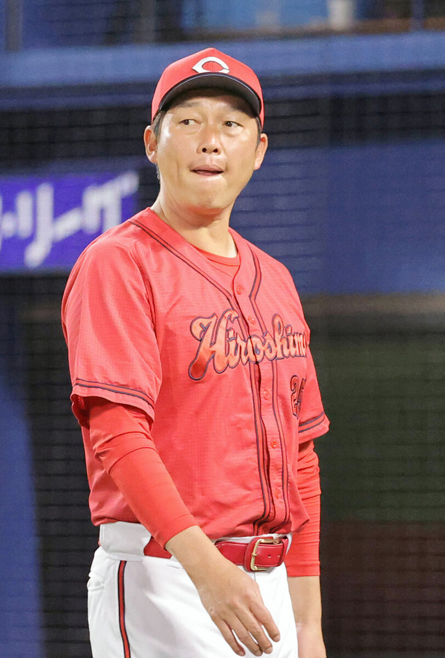 カープ新井監督、3位転落も「逆に切り替えやすい」1カ月ぶりの5点差敗戦【監督談話/反省会】
