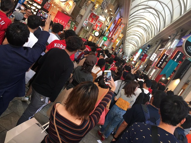 カープ優勝広島市内 (1)