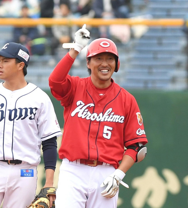 長野久義メヒアポーズ