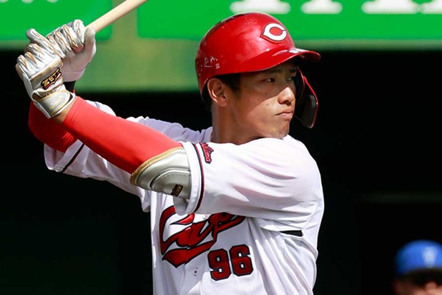 カープ公示・中村奨成、登録抹消