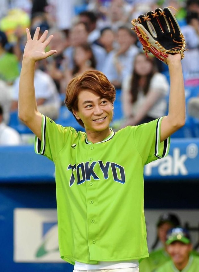 ヤクルト黄緑ユニフォーム
