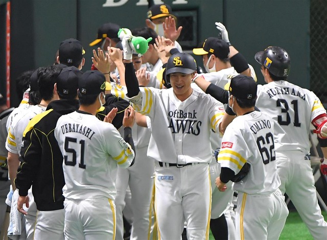 巨人“屈辱の8連敗”でホークス日本一＆4連覇