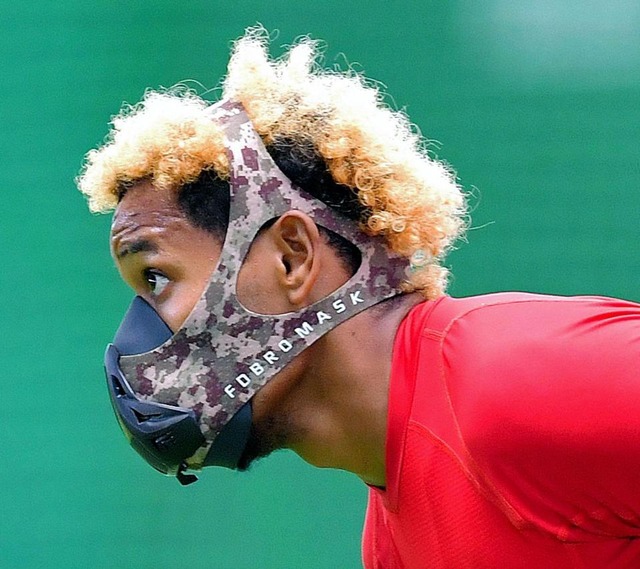 広島モンティージャ＆メナ、戦力外通告。