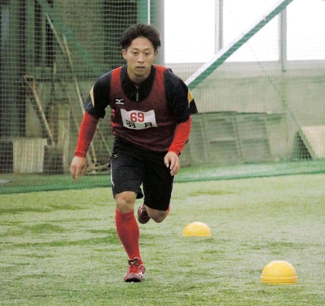 羽月隆太郎