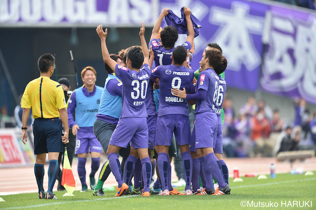 サンフレッチェ広島優勝V3_02