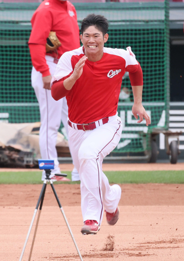 カープ坂倉リタイア1号練習途中回避。下半身コンディション不良