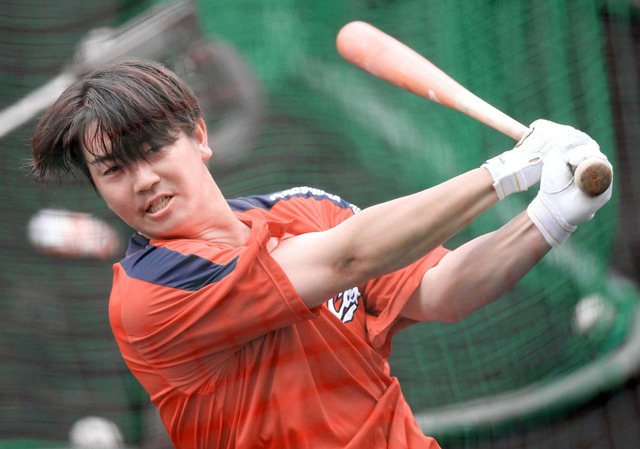 カープ中村健人が“師匠”秋山に強烈ライバル心