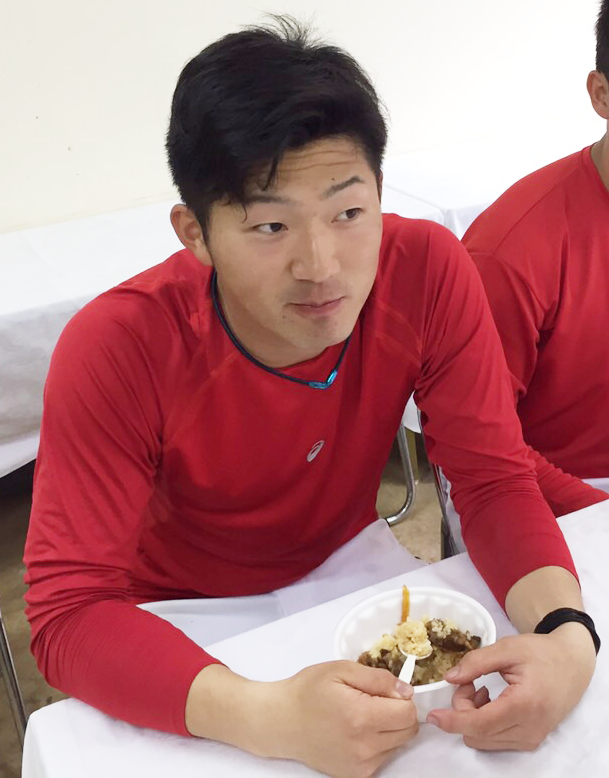 広島ドラ1岡田打球直撃