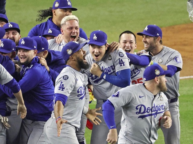 【悲報】大谷に憧れて二刀流に挑戦した選手、続々と一刀流に専念