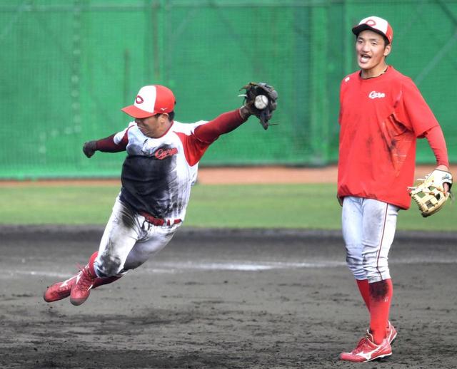 カープ羽月＆矢野のスーツ姿←かわいい