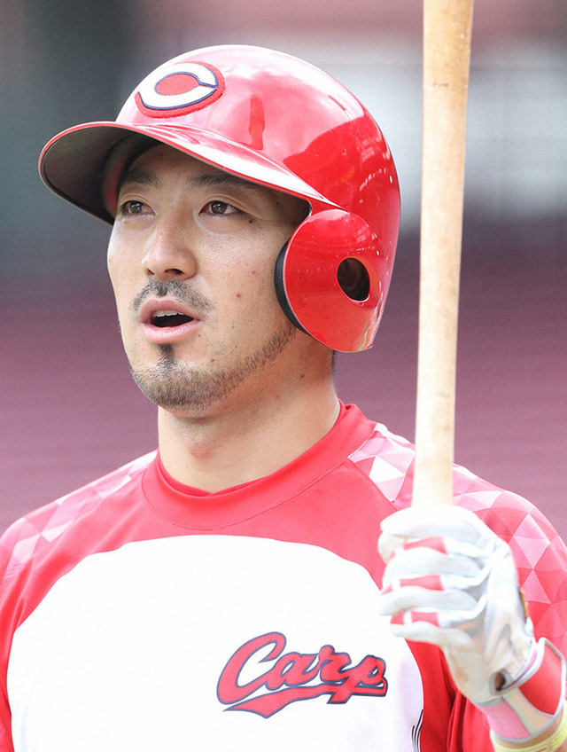 カープ菊池涼介、FA権行使せず