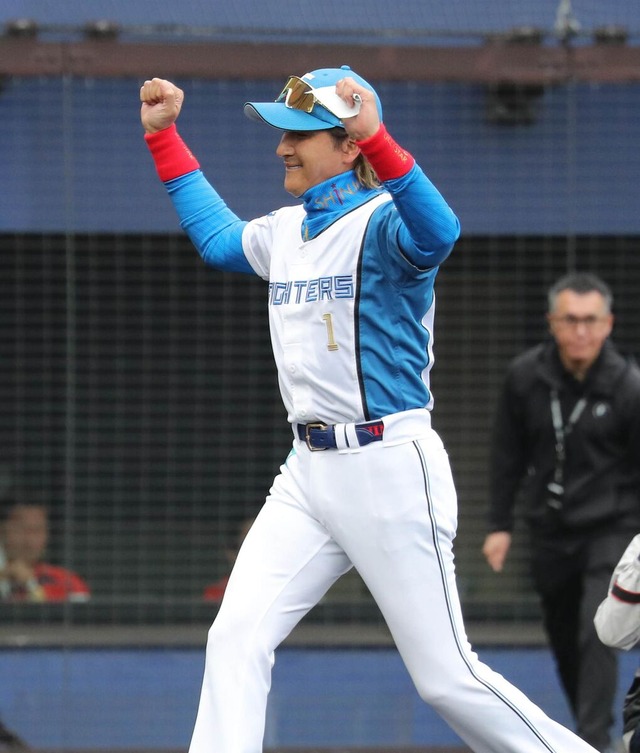 20240225-OHT1I51282-L