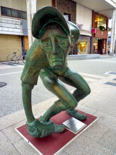 岩田鉄五郎_銅像