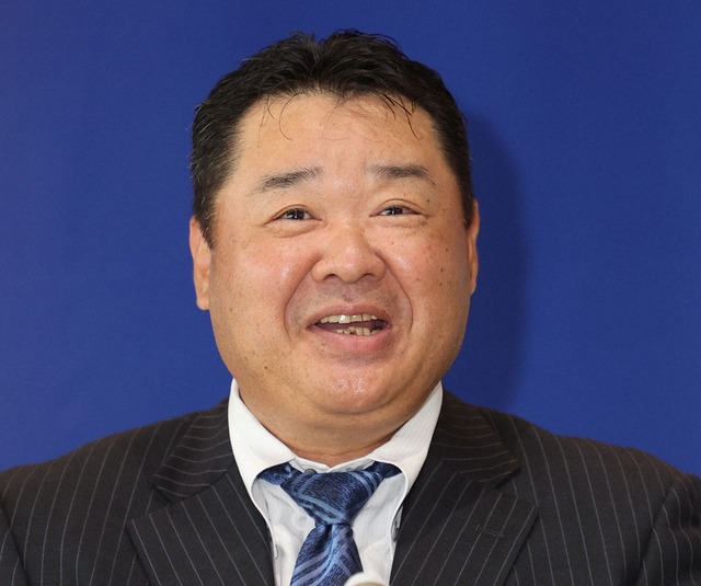 カープ新井監督『続投5年目』ある説