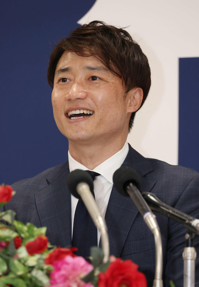 カープ新井良太2軍打撃コーチ就任会見