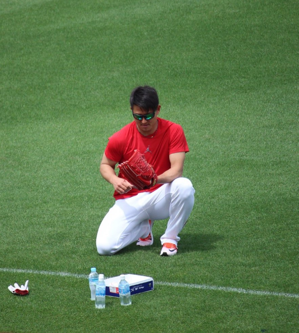 カープ福井黒田グラブ無断使用05