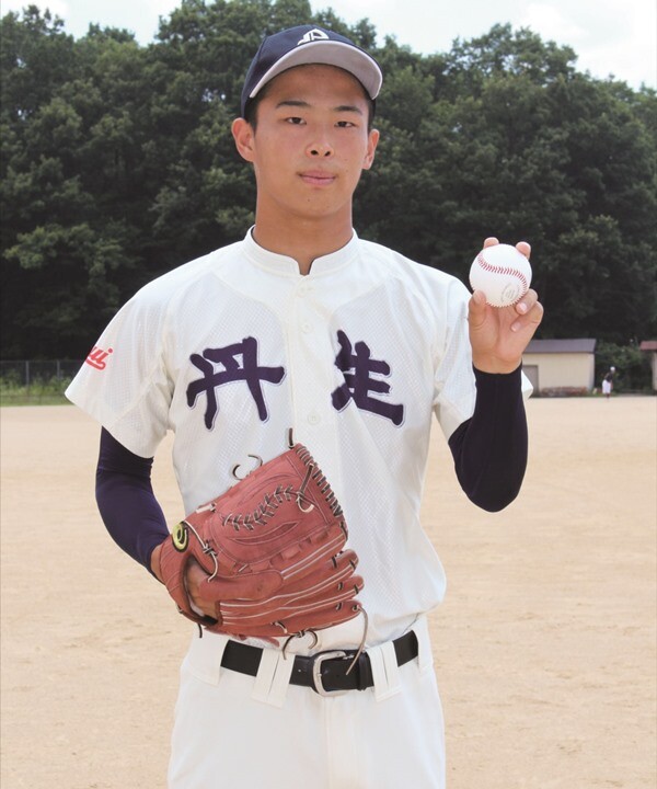 カープ玉村高校1年で先輩11人全員から奪三振を奪う野球マンガ