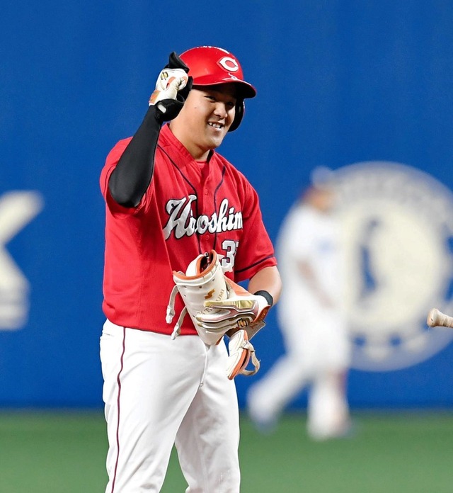 カープ三好匠初ヒットは2塁打