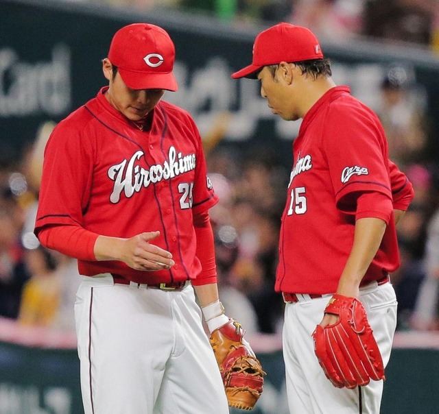 新井貴浩負傷交代_02