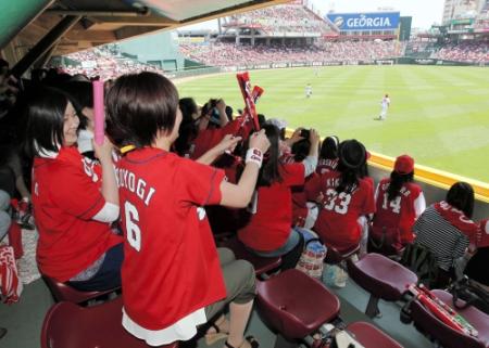 関東カープ女子