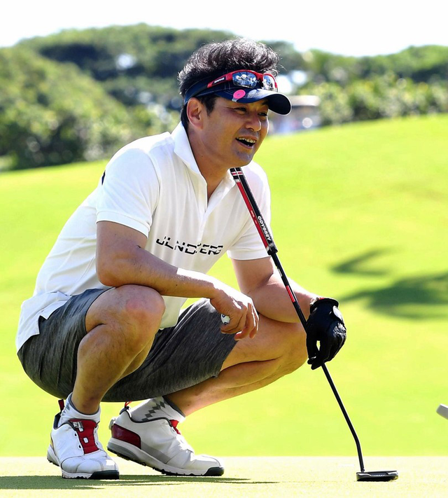 緒方監督ゴルフコンペ優勝