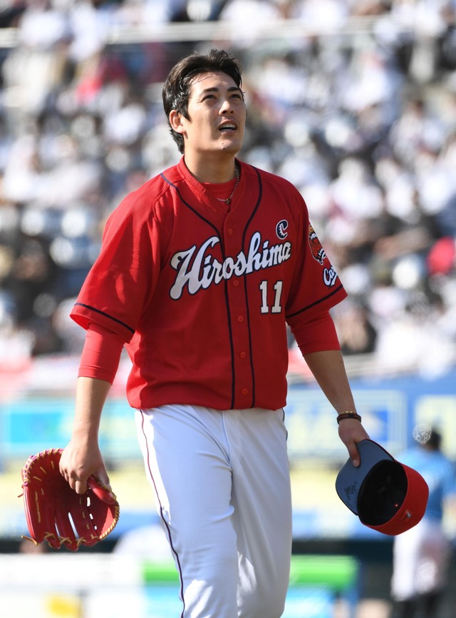 カープ九里5回3被弾8失点炎上「何か絶対、原因がある」