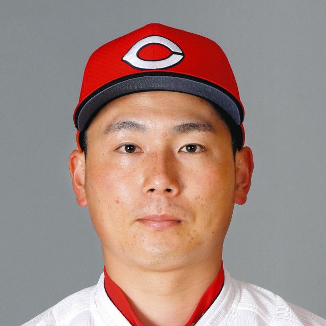 カープ栗林良吏家族の前で好投
