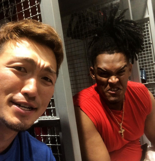 鈴木誠也バティスタ別れのメッセージ