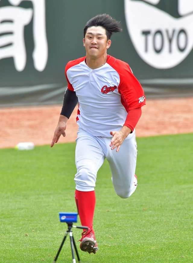 カープ小園“覇気なし”で猛ハッパ！佐々岡監督「腐らず意地を」