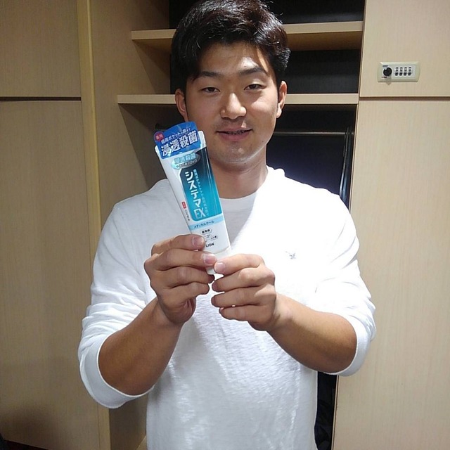 岡田明丈_ストレートチェンジ