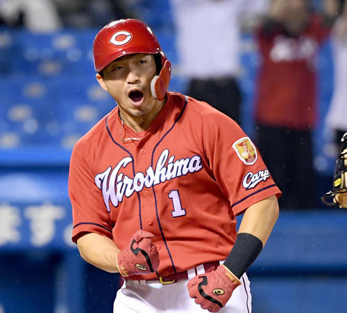鈴木誠也19号ホームラン