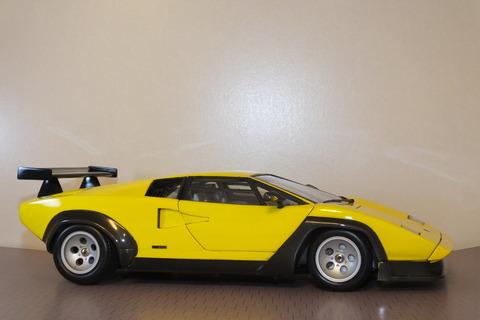 countach-il-SW-side2