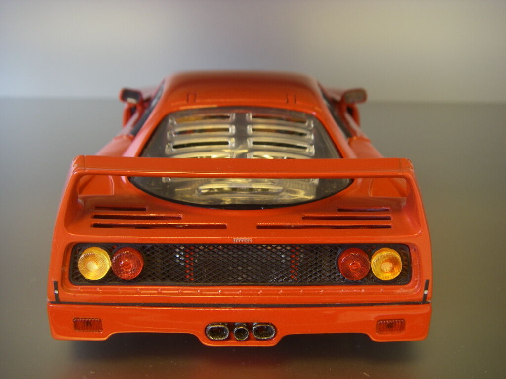 マテルエリート　1/18  フェラーリ　F40 Amazon | マテル エリート仕様 1/18 フェラーリ F40 Totip 1994