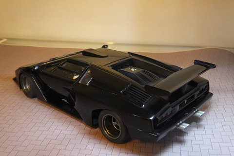countach-gr.5-rear3