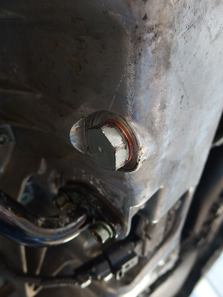 アウディtt 8n オイル漏れの巻 １人で年商2億を目指す車屋のblog