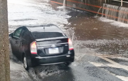 水没車の修理から始まった